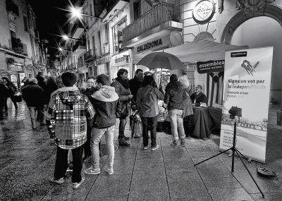 1654346_648707631871598_1257417856_n